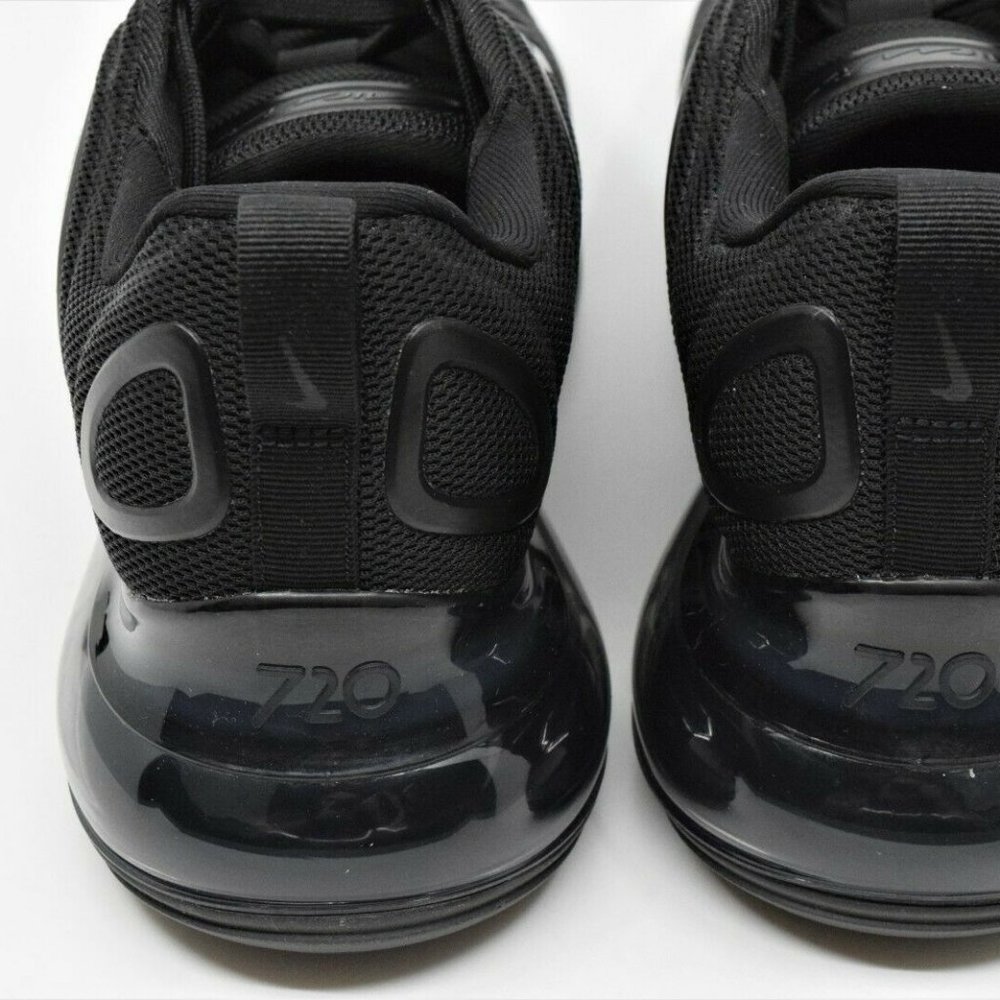 Nike Air Max 720 GS Triple Black - Picture 5 of 5